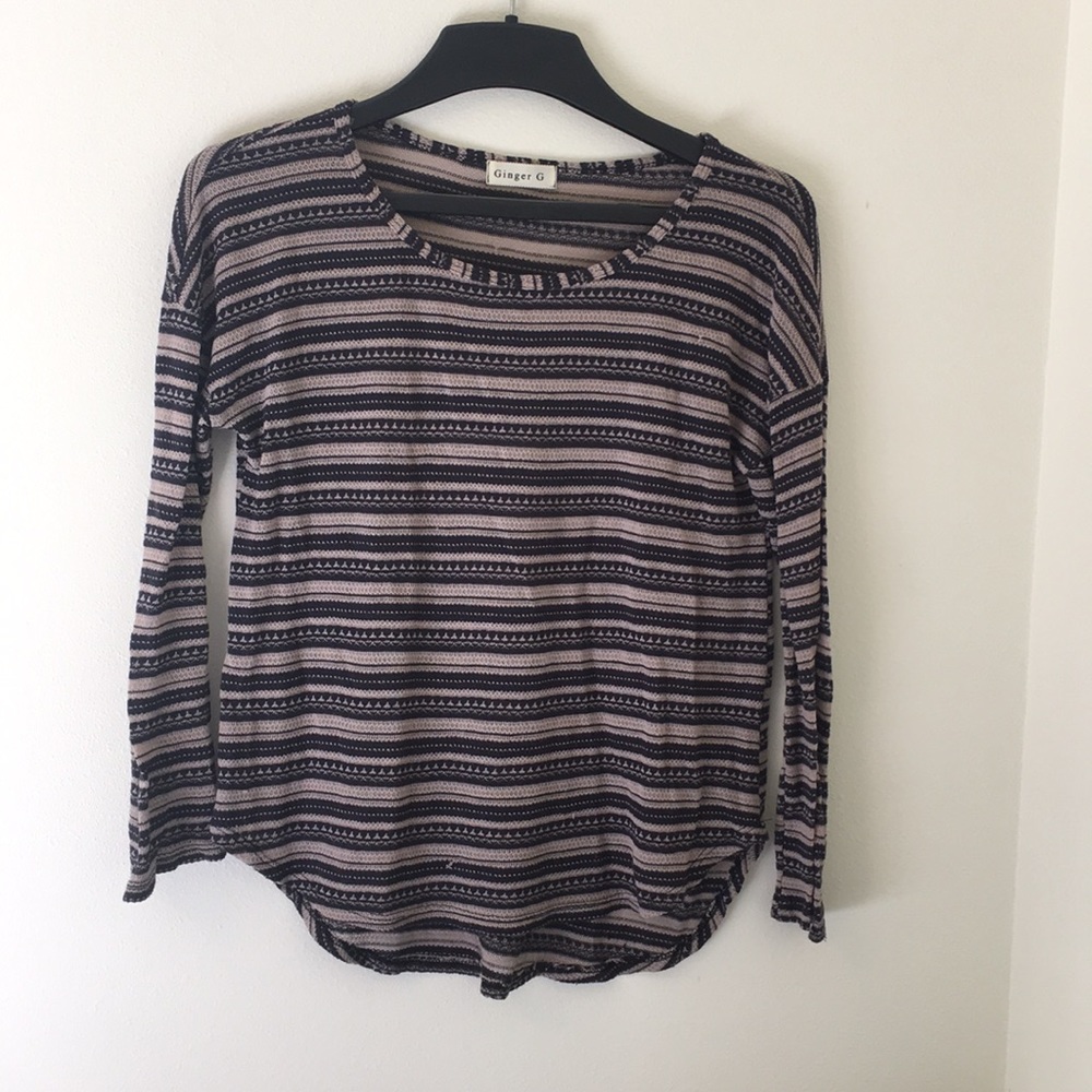 Stripped long sleeve top